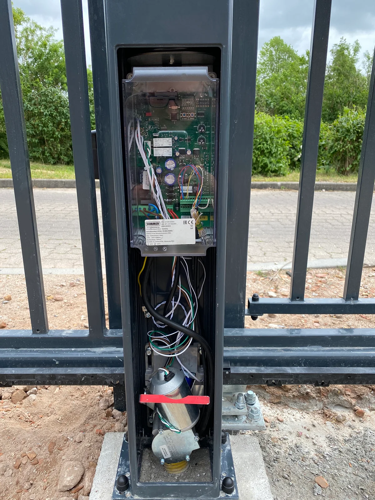 Automatische Torsteuerung mit Elektronik